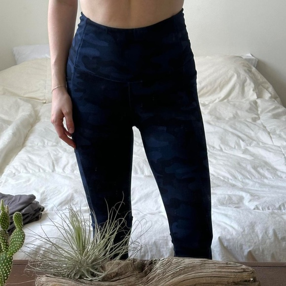 Navy blue camo leggings - Picture 2 of 6